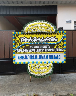 Papan Bunga Duka di Tanjung Rhu