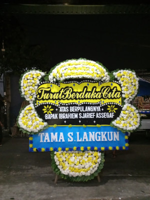 Papan Bunga Duka di Tanjung Rhu